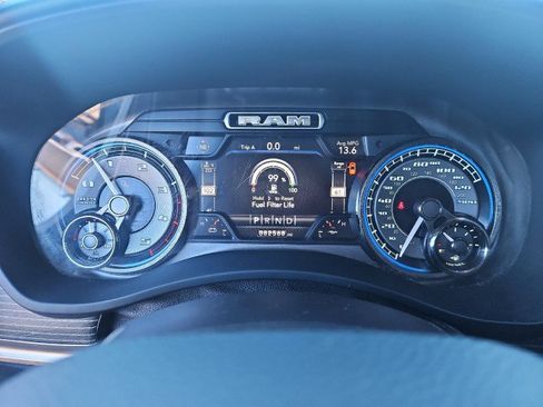 Used 2019 RAM 2500 Limited image 14