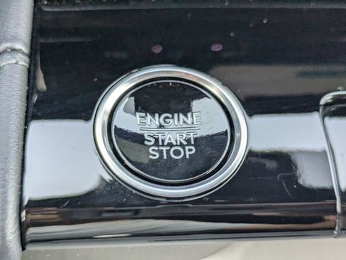 New 2027 Lincoln Navigator Reserve w/ Jet Appearance Package AWD/4WD image 31