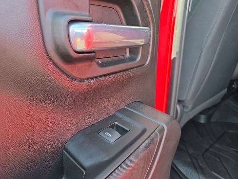 Used 2019 Chevrolet Silverado 1500 Custom Trail Boss w/ Custom Convenience Package AWD/4WD image 28