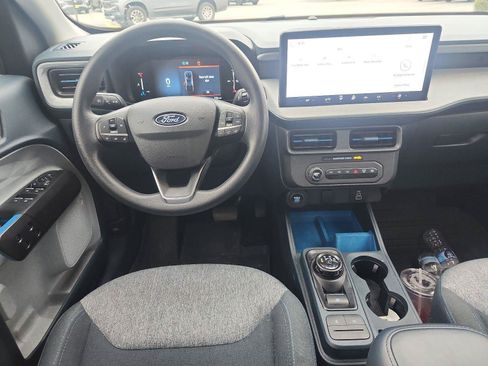 Used 2025 Ford Maverick XLT w/ Equipment Group 302A AWD/4WD image 7