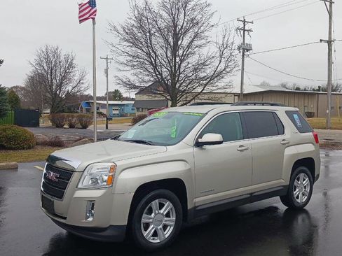 Used 2014 GMC Terrain SLE w/ Convenience Package image 1