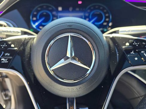 Used 2023 Mercedes-Benz EQS 580 4MATIC SUV image 25