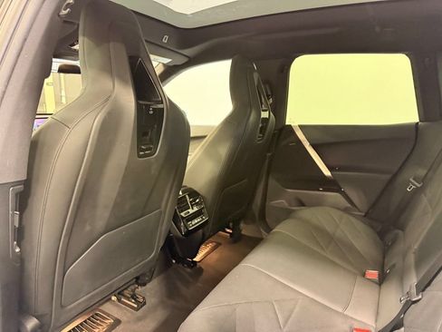Used 2024 BMW iX xDrive50 w/ Premium Package AWD/4WD image 20