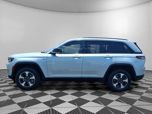 Used 2024 Jeep Grand Cherokee Limited 4xe AWD/4WD image 23