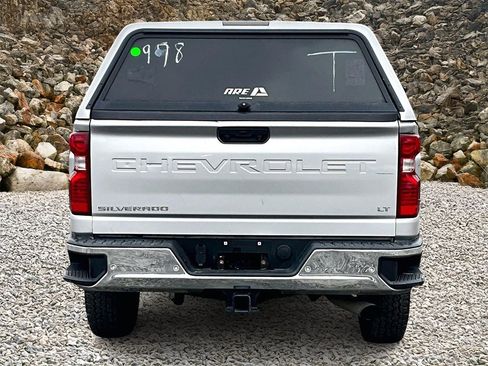 Used 2020 Chevrolet Silverado 2500 LT w/ Fleet Comfort Package image 4