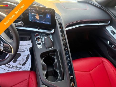Used 2025 Chevrolet Corvette Stingray Coupe w/ 1LT image 12