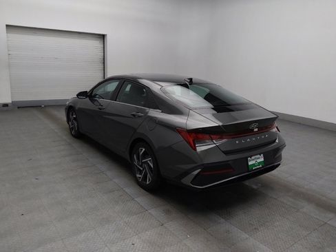 Used 2025 Hyundai Elantra SEL FWD image 5