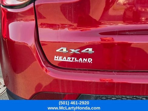 Used 2025 Jeep Compass Latitude AWD/4WD image 4