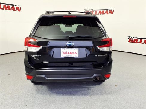 Certified 2022 Subaru Forester Premium image 6