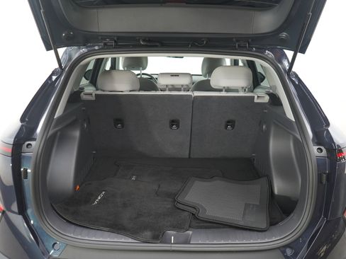 Used 2025 Hyundai Kona SEL AWD/4WD image 16