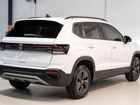 Used 2025 Volkswagen Taos S FWD image 8