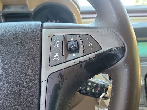 Used 2010 Buick LaCrosse CXL image 16