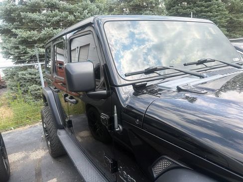 Used 2019 Jeep Wrangler Unlimited Sport S AWD/4WD image 15