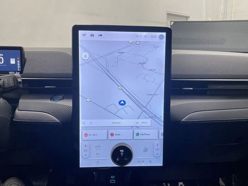 Used 2024 Ford Mustang Mach-E Select image 8