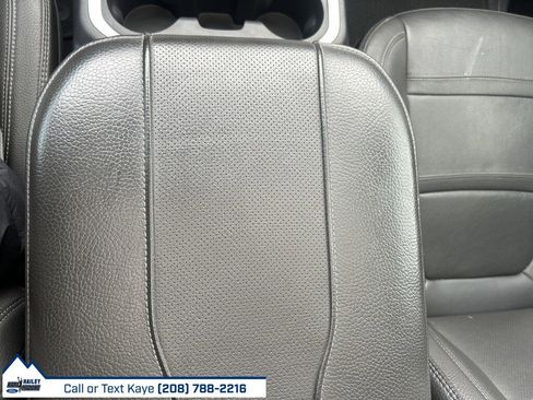 Used 2023 GMC Sierra 3500 Denali w/ Denali Ultimate Package image 36