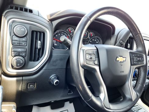 Used 2020 Chevrolet Silverado 1500 LT w/ All-Star Edition AWD/4WD image 25