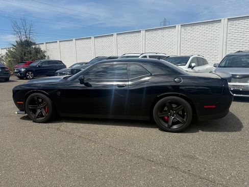 Used 2022 Dodge Challenger SRT Hellcat Redeye RWD image 2