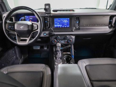 Used 2022 Ford Bronco Black Diamond w/ Sasquatch Package image 21