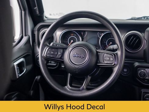 Used 2022 Jeep Wrangler Unlimited Sport AWD/4WD image 11