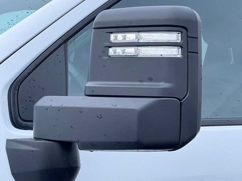 Used 2025 Chevrolet Silverado 3500 LT w/ Safety Package AWD/4WD image 33