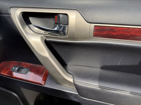 Used 2011 Lexus GX 460 Premium image 49