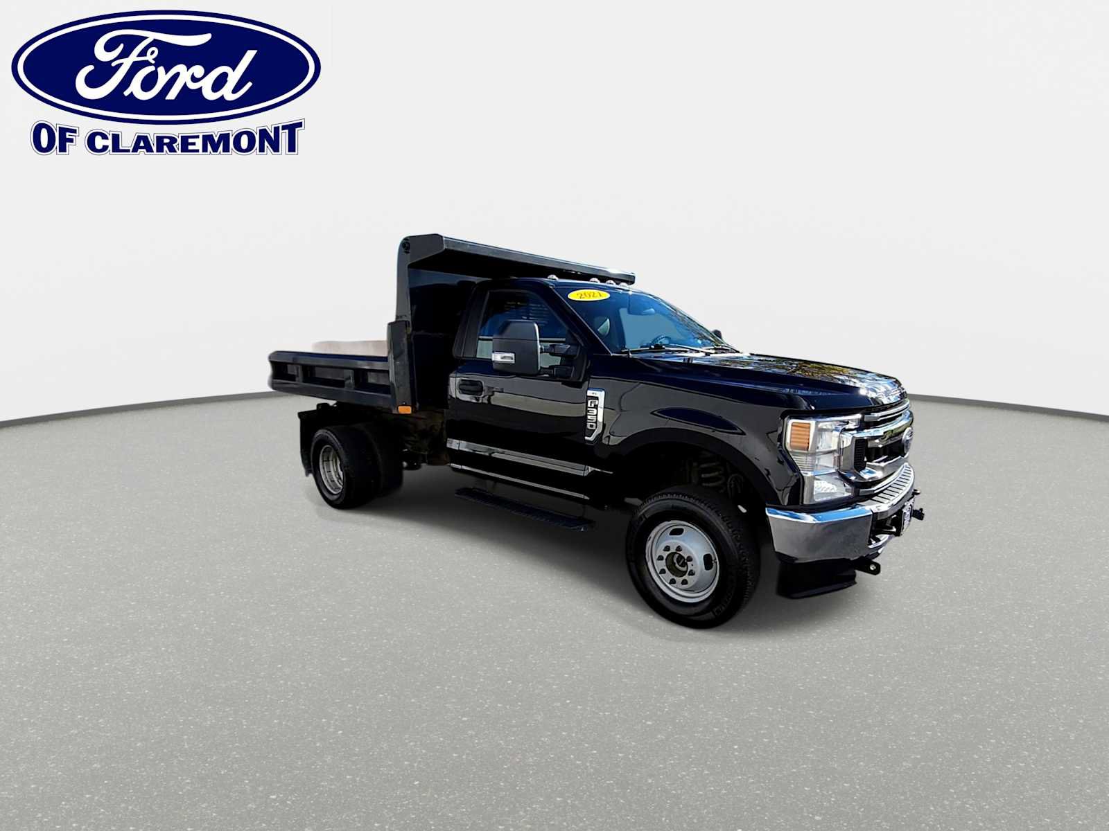 Used 2021 Ford F350 XL w/ Power Equipment Group AWD/4WD image 2