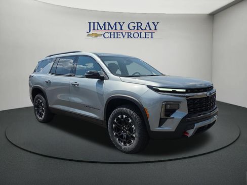 New 2027 Chevrolet Traverse Z71 w/ Driver Confidence Package AWD/4WD image 7