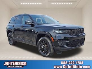 Used 2024 Jeep Grand Cherokee Altitude AWD/4WD video 1