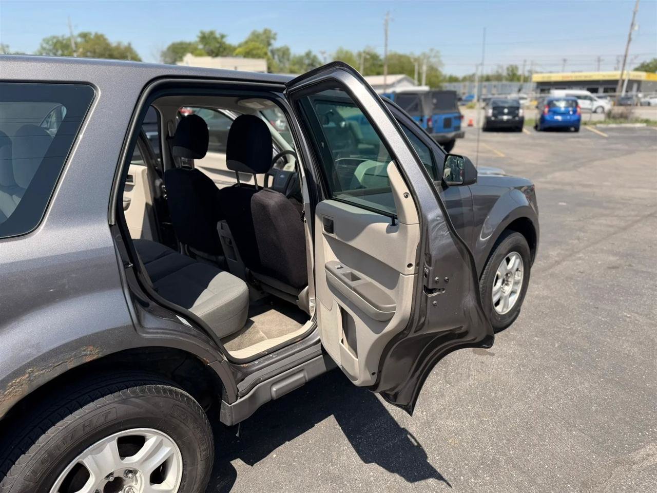 Used 2012 Ford Escape XLS FWD image 35