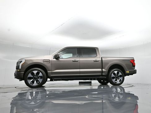 Certified 2022 Ford F150 Lightning Platinum image 54