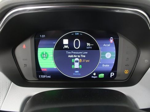 Used 2023 Chevrolet Bolt EUV Premier w/ Sun & Sound Package image 13