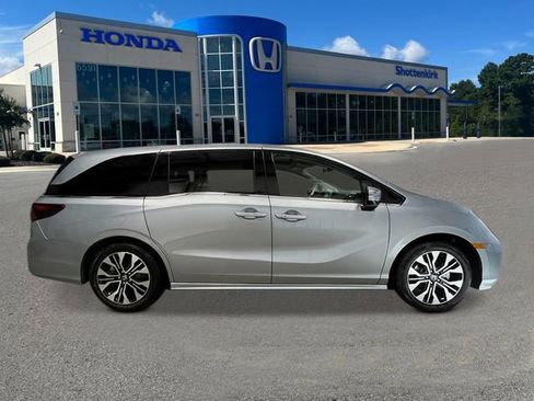 New 2026 Honda Odyssey Elite image 8