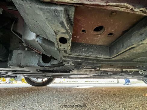 Used 2012 Jaguar XJ image 87