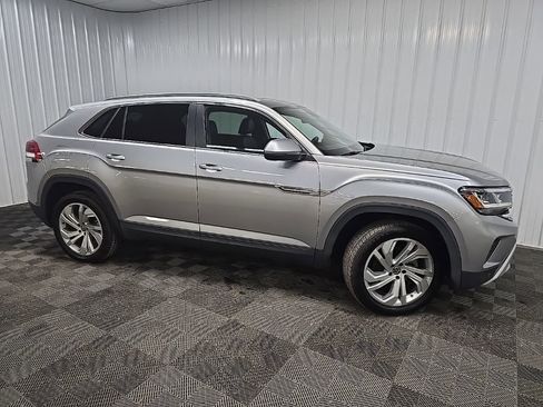 Used 2020 Volkswagen Atlas Cross Sport SEL FWD image 1