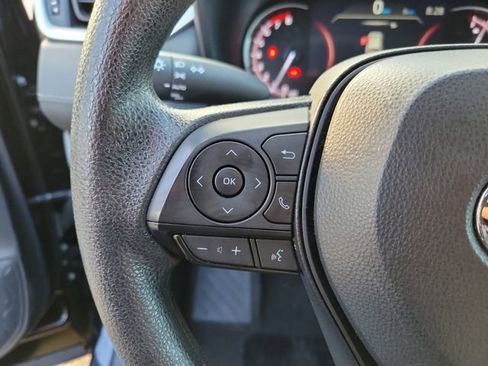 Used 2024 Toyota RAV4 XLE image 17