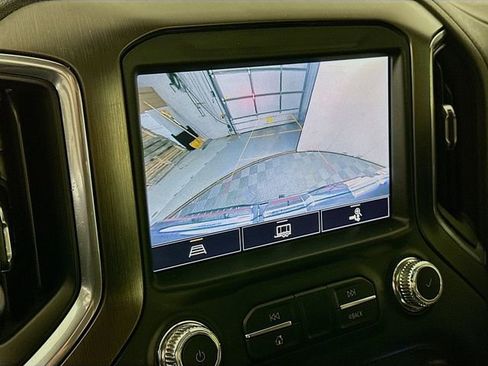 Certified 2021 GMC Sierra 1500 AT4 w/ AT4 Preferred Package image 15