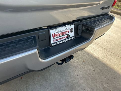 Used 2024 RAM 3500 Tradesman w/ Chrome Appearance Group image 18