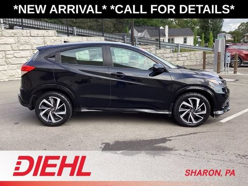 Used 2019 Honda HR-V Sport image 8