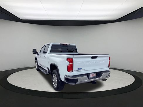 Used 2026 Chevrolet Silverado 2500 LTZ w/ LTZ Premium Package AWD/4WD image 7