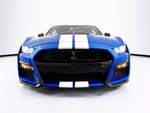 Used 2020 Ford Mustang Shelby GT500 w/ Carbon Fiber Track Pack RWD image 24