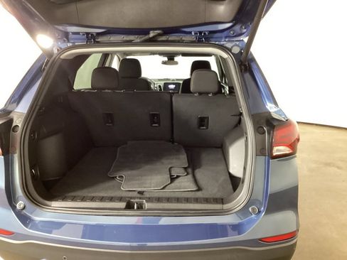 Used 2024 Chevrolet Equinox LT FWD image 31