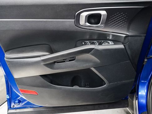 Used 2022 Kia Sorento S image 21