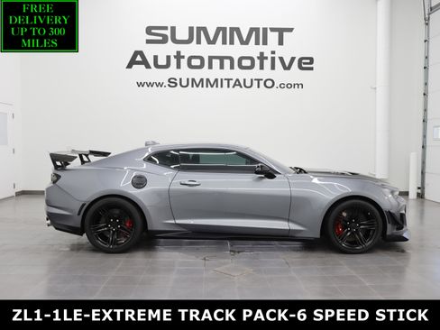 Used 2021 Chevrolet Camaro ZL1 RWD image 1