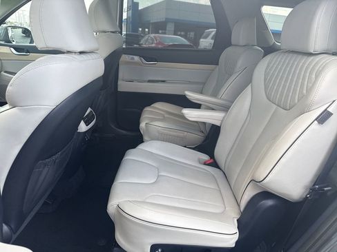 Used 2023 Hyundai Palisade Limited image 31