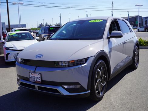 Used 2024 Hyundai Ioniq 5 SE image 7