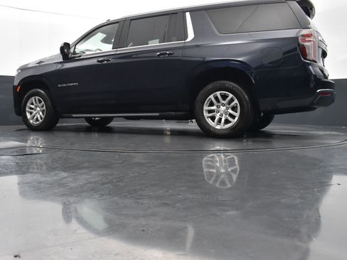 Used 2024 Chevrolet Suburban LT image 37