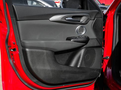 Used 2024 Alfa Romeo Tonale Ti image 50