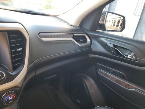 Used 2023 GMC Acadia Denali w/ Denali Ultimate Package FWD image 25