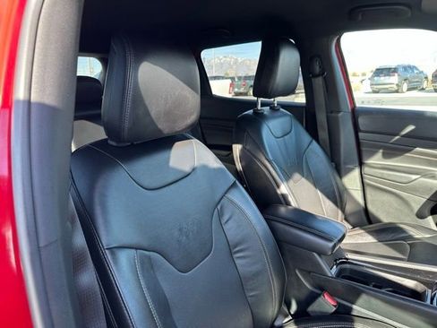 Used 2022 Jeep Compass Limited AWD/4WD image 18