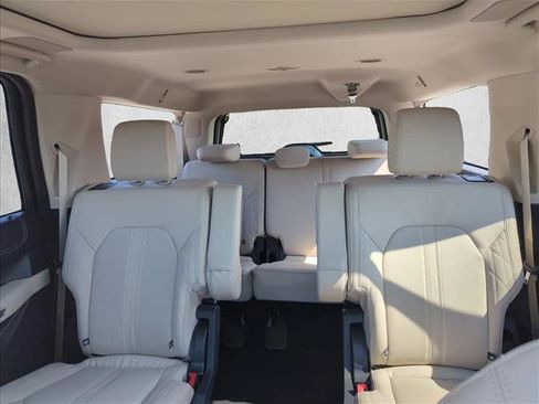 Certified 2023 Ford Expedition Max Platinum RWD image 26